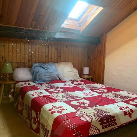 Joli Appartement Dans Une Maison Ancienne Ax-les-Thermes Zewnętrze zdjęcie
