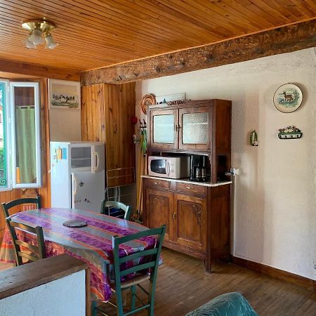 Joli Appartement Dans Une Maison Ancienne Ax-les-Thermes Zewnętrze zdjęcie