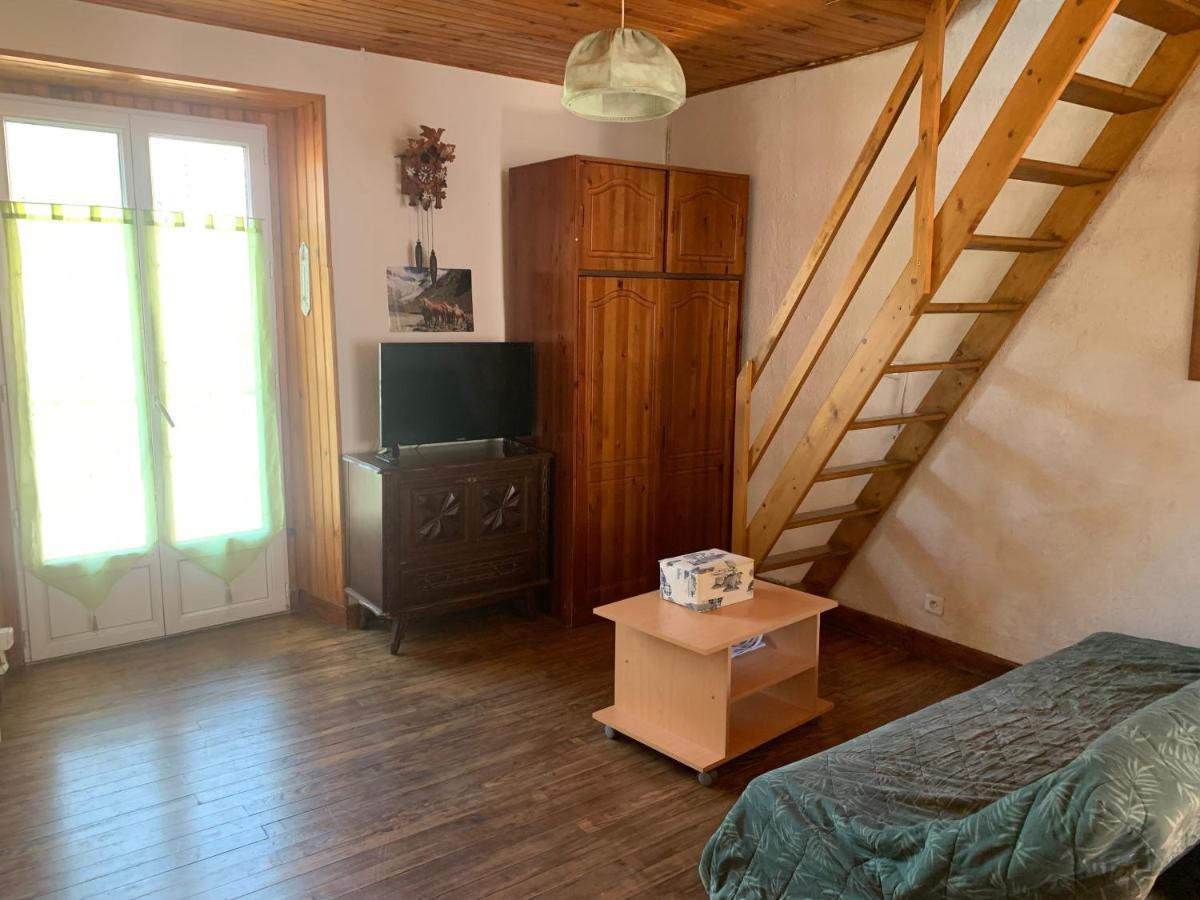 Joli Appartement Dans Une Maison Ancienne Ax-les-Thermes Zewnętrze zdjęcie