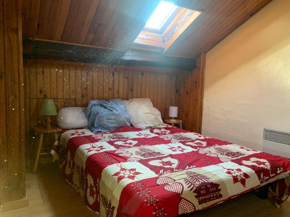 Joli Appartement Dans Une Maison Ancienne Ax-les-Thermes Zewnętrze zdjęcie