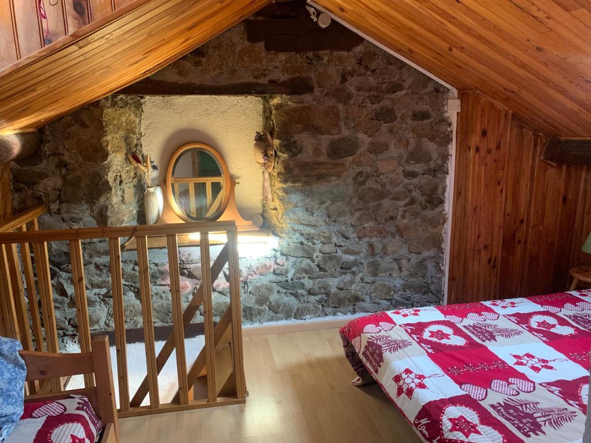 Joli Appartement Dans Une Maison Ancienne Ax-les-Thermes Zewnętrze zdjęcie